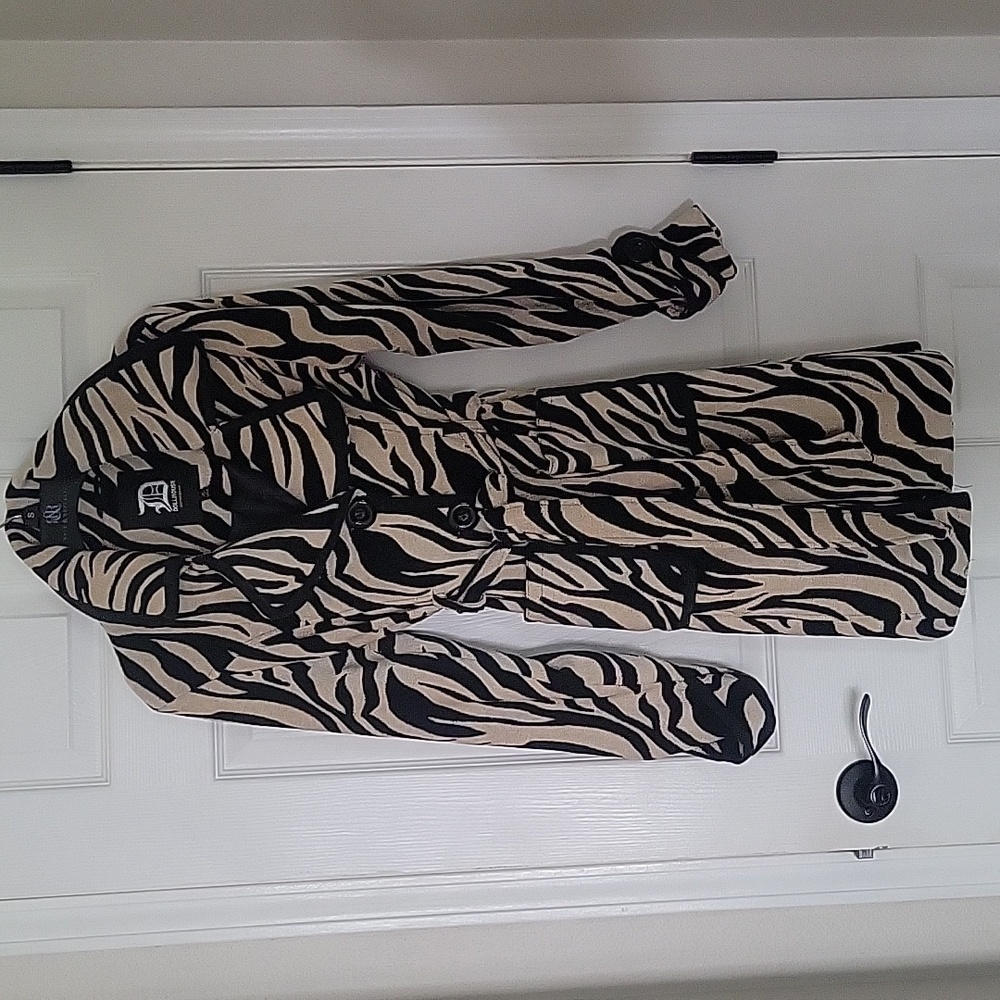 Dress Coat Size Medium Cream and Black